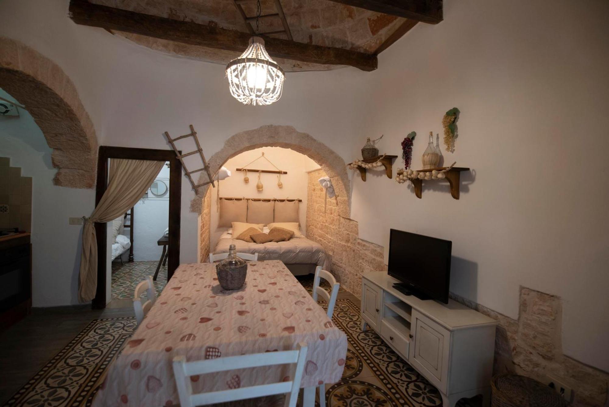 Bed and Breakfast Trulli Antichi Mestieri - Widespread Trulli In The Historic Center Alberobello Zewnętrze zdjęcie