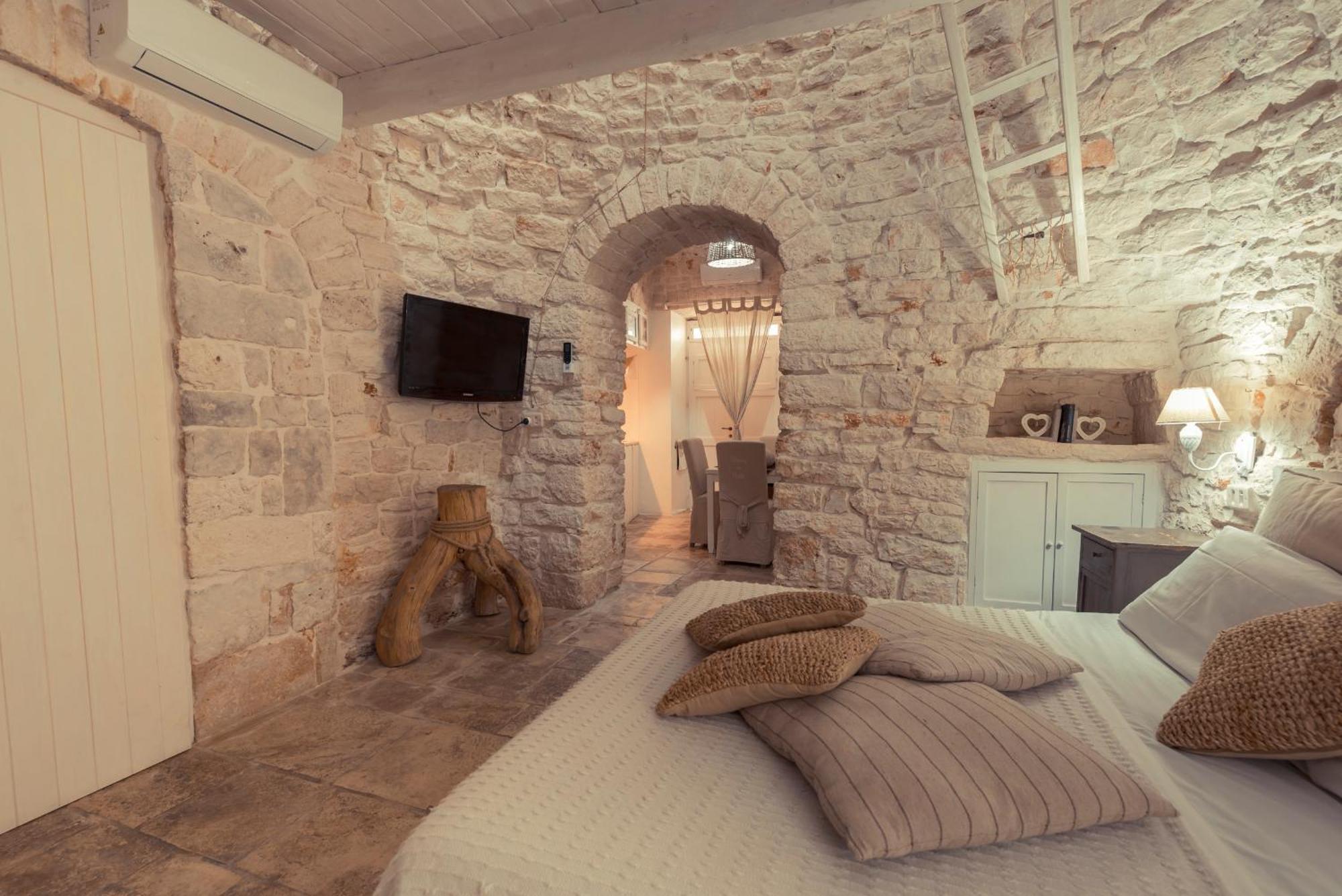 Bed and Breakfast Trulli Antichi Mestieri - Widespread Trulli In The Historic Center Alberobello Zewnętrze zdjęcie