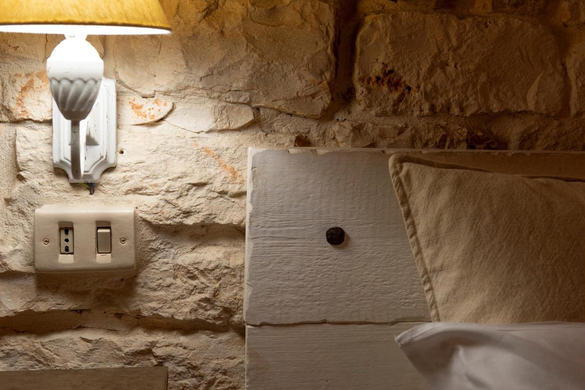 Bed and Breakfast Trulli Antichi Mestieri - Widespread Trulli In The Historic Center Alberobello Zewnętrze zdjęcie