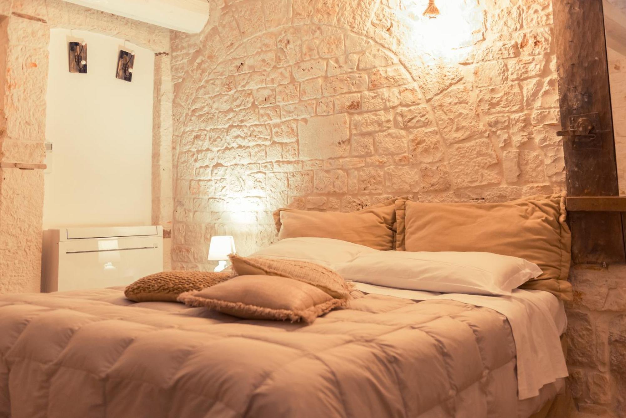 Bed and Breakfast Trulli Antichi Mestieri - Widespread Trulli In The Historic Center Alberobello Zewnętrze zdjęcie
